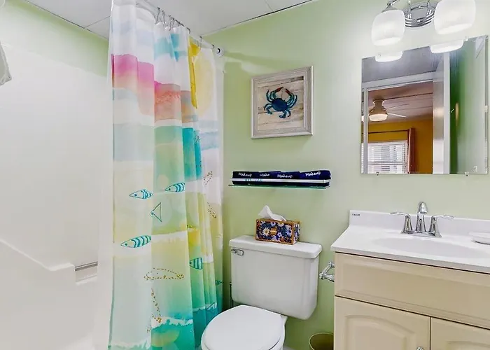 2br 2ba Block With Pool Holiday home Ocean City
